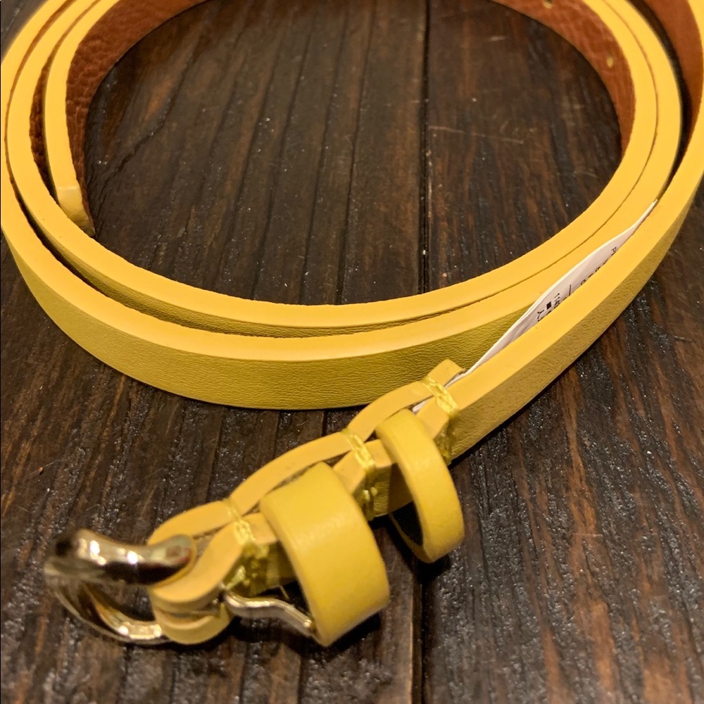 Old Navy 1/4in Leather Look Skinny Belt Size L/XL